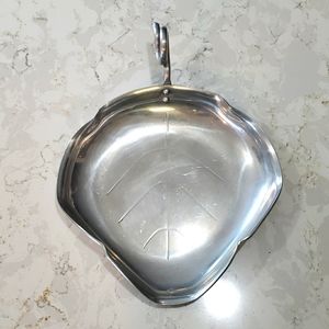 Buenilum Hammered Aluminum serving dish